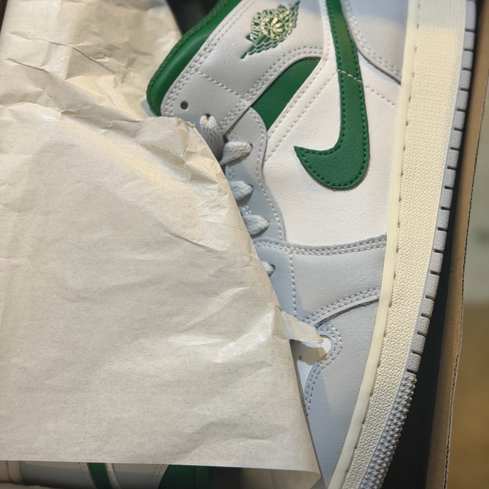 Air Jordan 1 mid GS